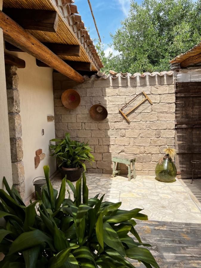 Graziosa Stanza Campidanese Su Terzu Casa de hóspedes Oristano Exterior foto